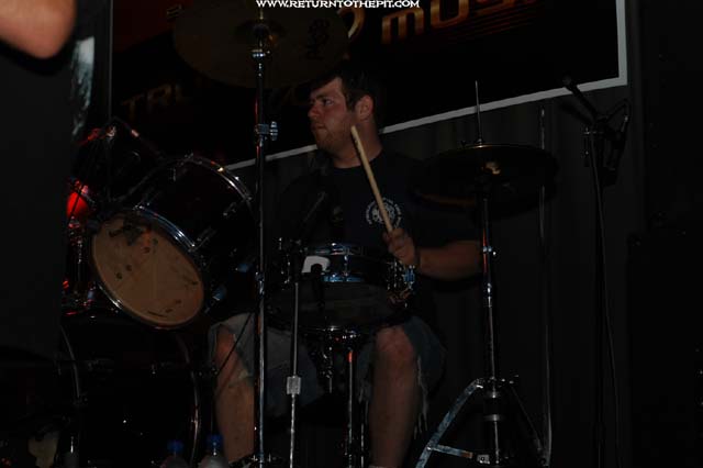 [anaophales on Jul 20, 2003 at Fat Cat's (Springfield, Ma)]
