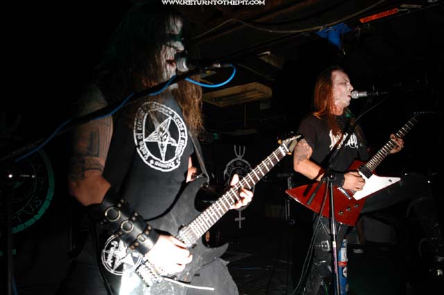 [behemoth on Oct 24, 2003 at the Living Room (Providence, RI)]