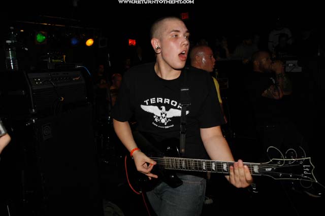 [blood has been shed on May 17, 2003 at The Palladium - second stage (Worcester, MA)]
