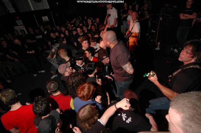 [blood has been shed on Apr 23, 2005 at the Palladium - second stage (Worcester, Ma)]