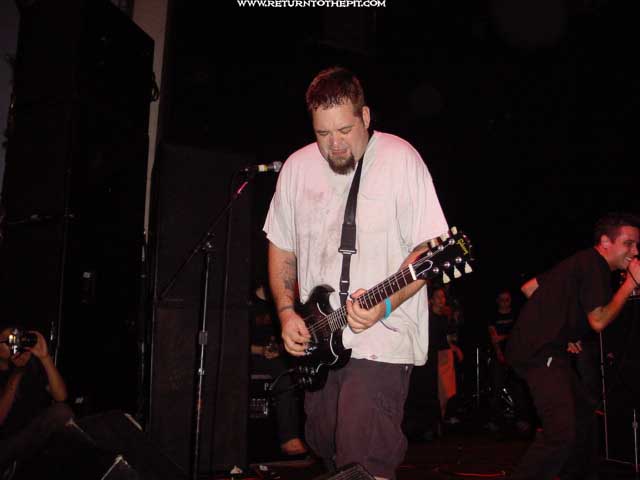 [boy sets fire on Sep 15, 2002 at Skatefest First Stage The Palladium (Worcester, MA)]