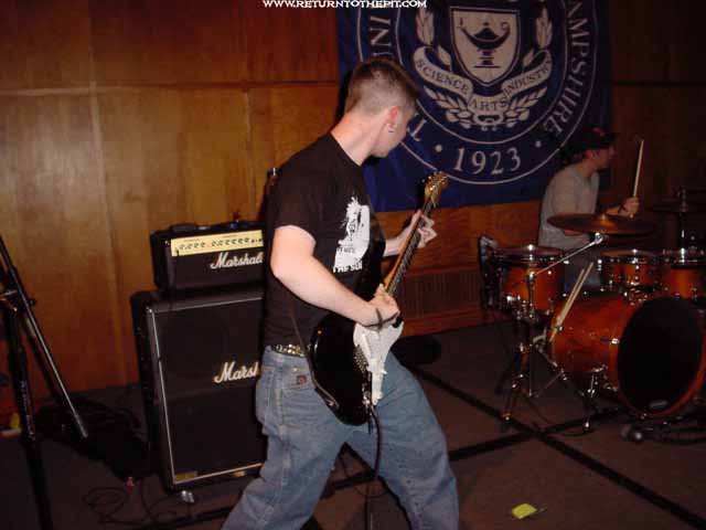 [break it up on Oct 24, 2002 at Stratford Rm - MUB (Durham, NH)]