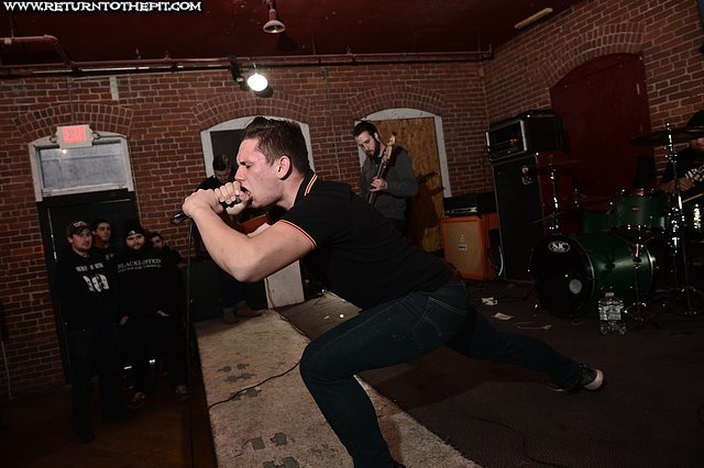 [cease to exist on Apr 1, 2015 at Waterfront Tavern (Holyoke, MA)]