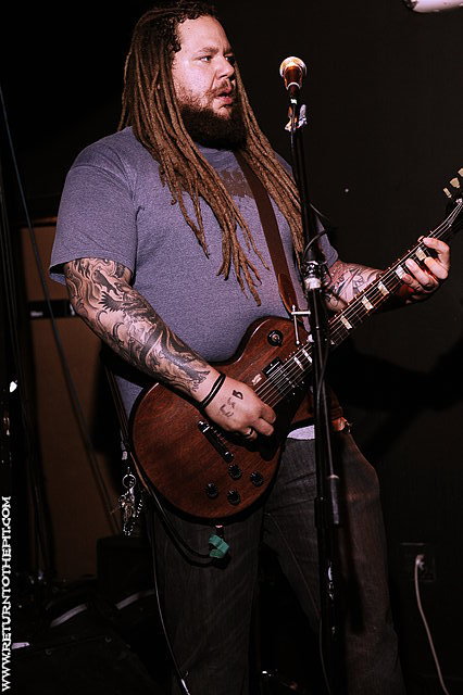 [clinging to the trees of a forrest fire on Mar 28, 2012 at O'Briens Pub (Allston, MA)]