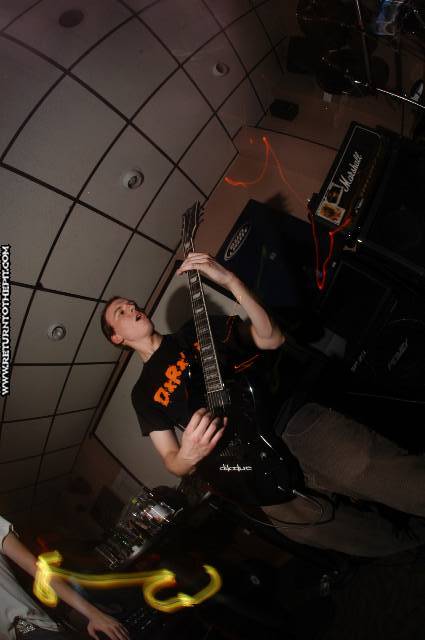 [clitorture on Jun 17, 2005 at Dee Dee's Lounge (Quincy, Ma)]