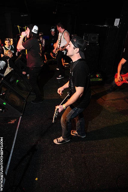 [confrontation on Apr 15, 2011 at the Palladium - Secondstage (Worcester, MA)]