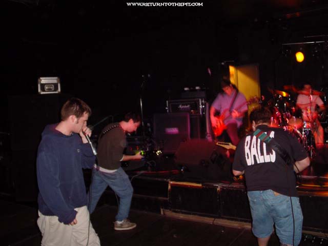 [deadeyesunder on May 2, 2002 at The Palladium (Worcester, MA)]