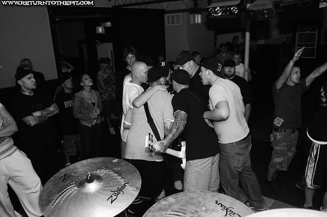 [death before dishonor on Sep 9, 2007 at Tier's Den (brockton, MA)]