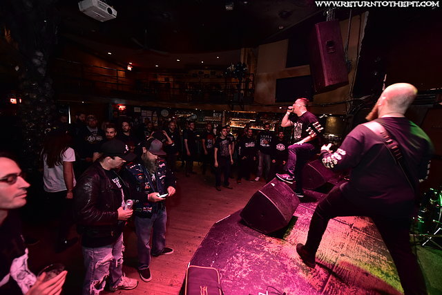 [deathnap on Oct 19, 2018 at Katacombes (Montreal, QC)]