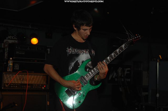 [deconformity on Oct 7, 2006 at Mark's Showplace (Bedford, NH)]
