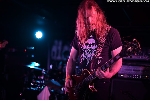 [disassociate on May 9, 2019 at Middle East (Cambridge, MA)]