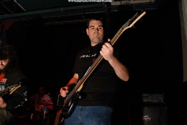 [disengaged on Sep 21, 2003 at the Met Cafe (Providence, RI)]