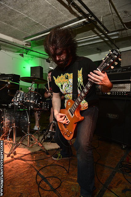 [dysentery on Mar 23, 2013 at A Hole In The Sky (Boston, MA)]