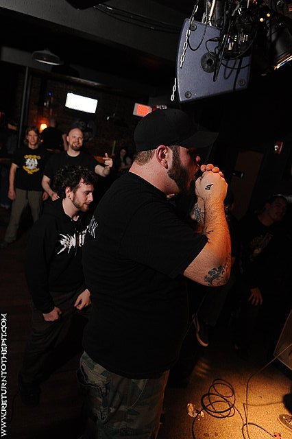 [dysentery on May 29, 2009 at O'Briens Pub (Allston, MA)]