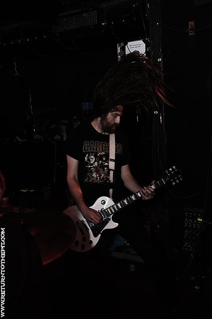 [early graves on Jul 13, 2010 at Dover Brickhouse (Dover, NH)]