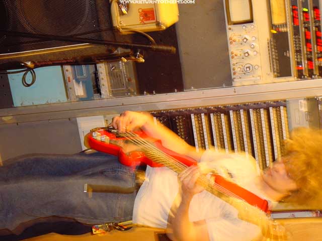 [envelope on Dec 31, 2002 at Live in the WUNH studios (Durham, NH)]