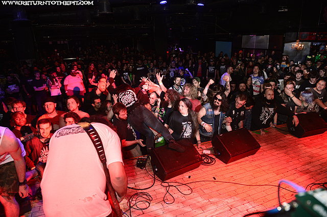 [excruciating terror on May 24, 2014 at Baltimore Sound Stage (Baltimore, MD)]