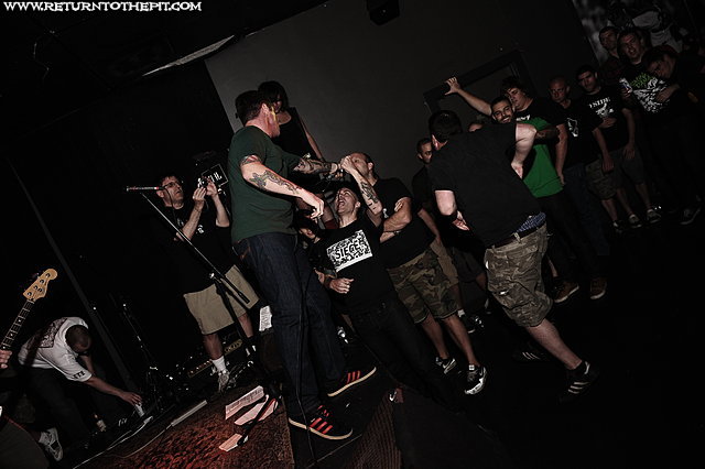 [fit for abuse on Sep 25, 2010 at Church (Boston, MA)]