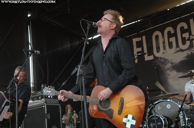 [flogging molly on Aug 12, 2007 at Parc Jean-drapeau - Lucky Stage (Montreal, QC)]