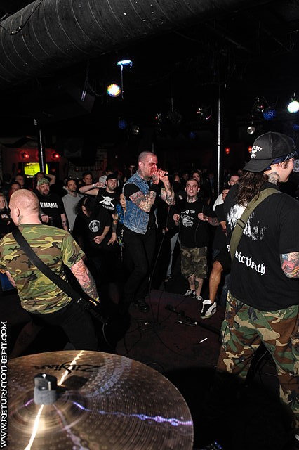 [for the worse on May 8, 2009 at Club Hell (Providence, RI)]