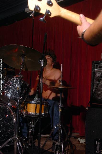 [fourhorse on Oct 20, 2005 at AS220 (Providence, RI)]