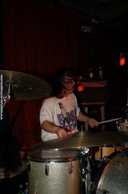 [fourhorse on Dec 11, 2003 at AS220 (Providence, RI)]
