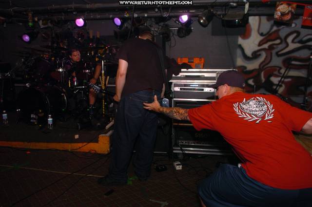 [full blown chaos on Jun 2, 2005 at the Bombshelter (Manchester, NH)]
