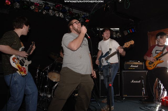[gallows on Apr 2, 2006 at Dover Brick House (Dover, NH)]