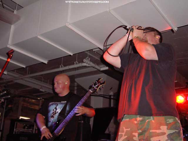 [hecatomb on Jul 27, 2002 at Milwaukee Metalfest Day 2 relapse (Milwaukee, WI)]