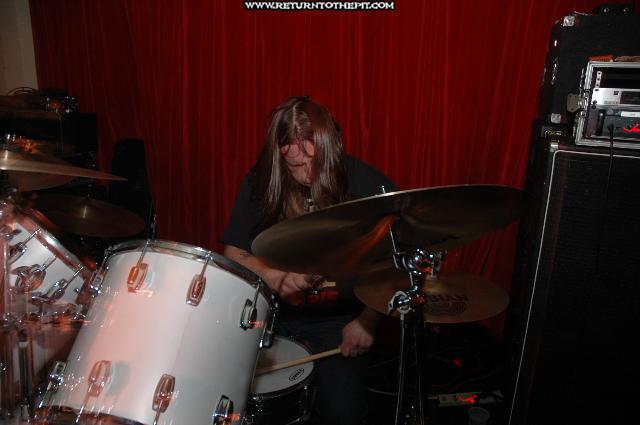 [i destroyer on Feb 2, 2005 at AS220 (Providence, RI)]