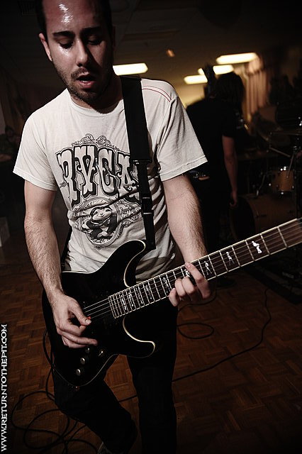 [in fear and faith on Jan 22, 2009 at Melrose VFW (Melrose, MA)]