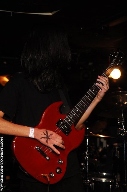 [in harms way on Nov 20, 2007 at Mark's Showplace (Bedford, NH)]
