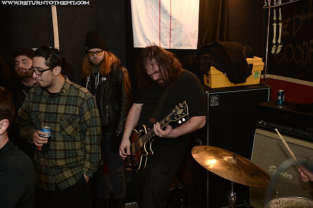 [iron hand on Jan 25, 2014 at Rock n Roll House (Middletown, CT)]