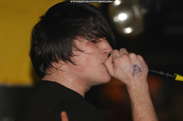 [it dies today on Jan 13, 2005 at the Bombshelter (Manchester, NH)]