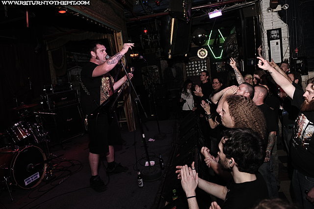 [led to the grave on Sep 9, 2010 at Ralph's (Worcester, MA)]