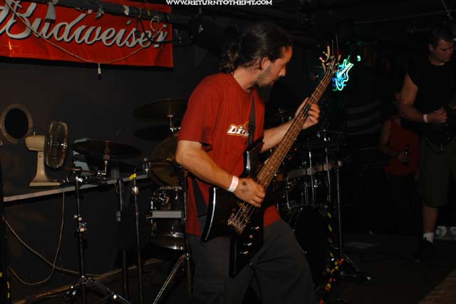 [life at zero on Aug 22, 2003 at the Bombshelter (Manchester, NH)]