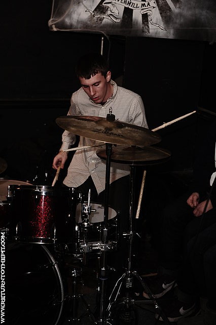 [man overboard on Dec 6, 2009 at Anchors Up (Haverhill, MA)]