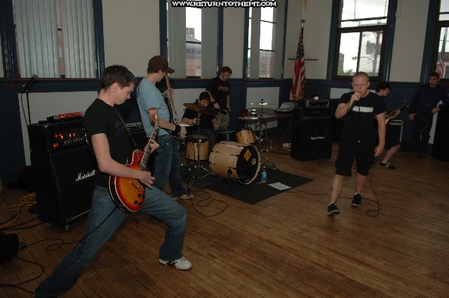 [move ahead on Oct 1, 2006 at Legion Hall #3 (Nashua, NH)]