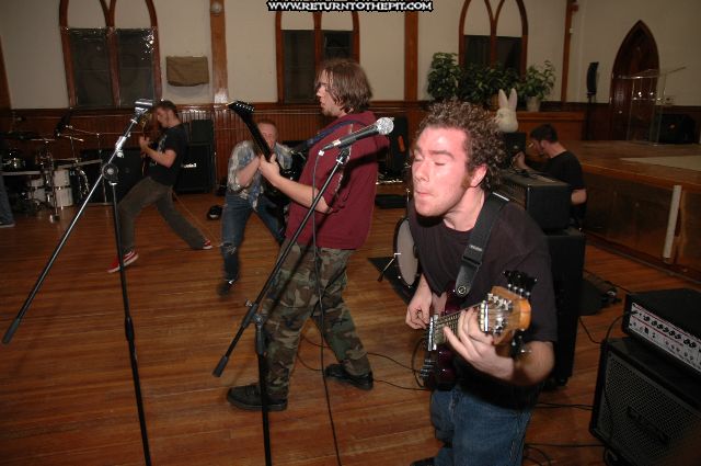 [move the rabbit on Apr 1, 2006 at QVCC (Worcester, MA)]