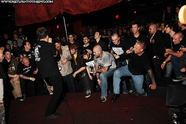 [negative approach on May 16, 2008 at Club Hell (Providence, RI)]