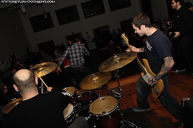 [new lows on Oct 23, 2008 at ICC Church (Allston, MA)]