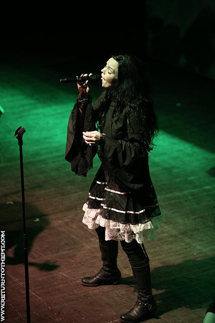 [nightwish on Oct 20, 2007 at the Palladium (Worcester, Ma)]