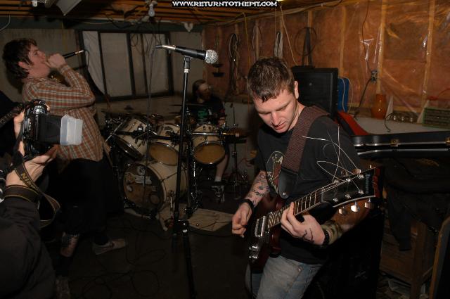 [pray for a plague on Sep 25, 2004 at Nate's Manhattan Robot Dream House (Reading, Ma)]