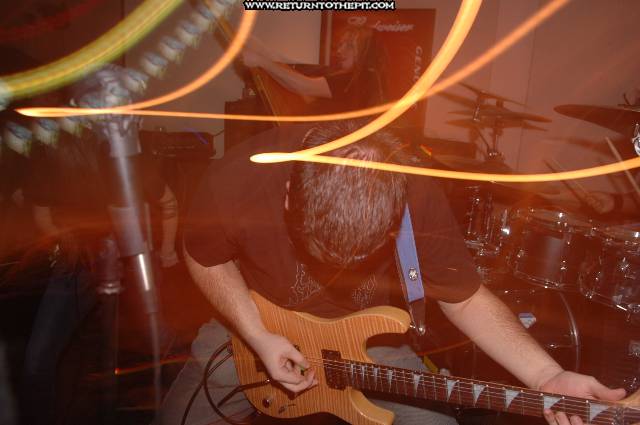 [raising kubrick on Feb 25, 2005 at Dee Dee's Lounge (Quincy, Ma)]