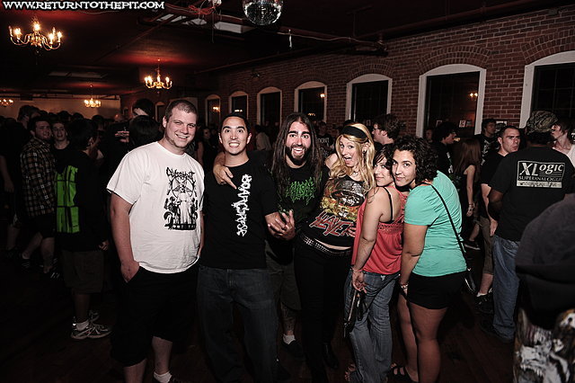 [randomshots on Sep 10, 2010 at Waterfront Tavern (Holyoke, MA)]