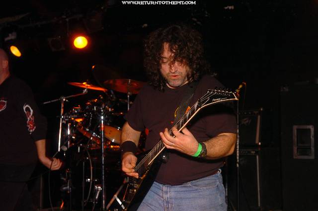 [red right hand on Nov 20, 2005 at Club 125 - main stage(Bradford, Ma)]