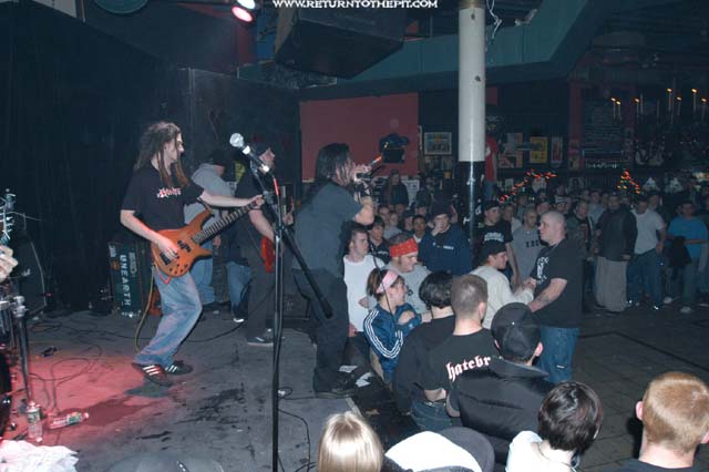 [ringworm on Feb 22, 2003 at the Met Cafe (Providence, RI)]