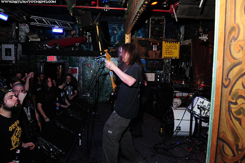 [sarcomancy on May 24, 2011 at Ralph's (Worcester, MA)]