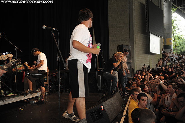 [set your goals on Jul 23, 2008 at Comcast Center - Smartpunk Stage (Mansfield, MA)]
