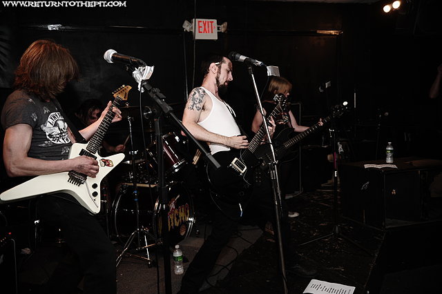 [sexual suicide on Jul 17, 2009 at Anchors Up (Haverhill, MA)]